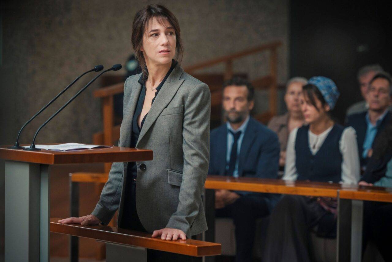 COPYRIGHTphotos-jerome-prebois-2021-curiosa-films-films-sous-influence—gaumont-france-2-cinema-ressources_2021-11-08_069_AAK7264_R_V2_kis_meret