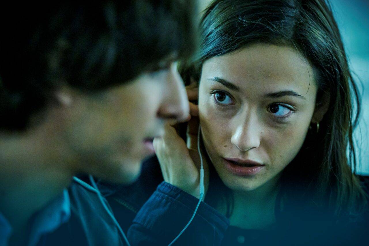 COPYRIGHTphotos-jerome-prebois-2021-curiosa-films-films-sous-influence—gaumont-france-2-cinema-ressources_2021-11-08_421_AAS4872_kis_meret