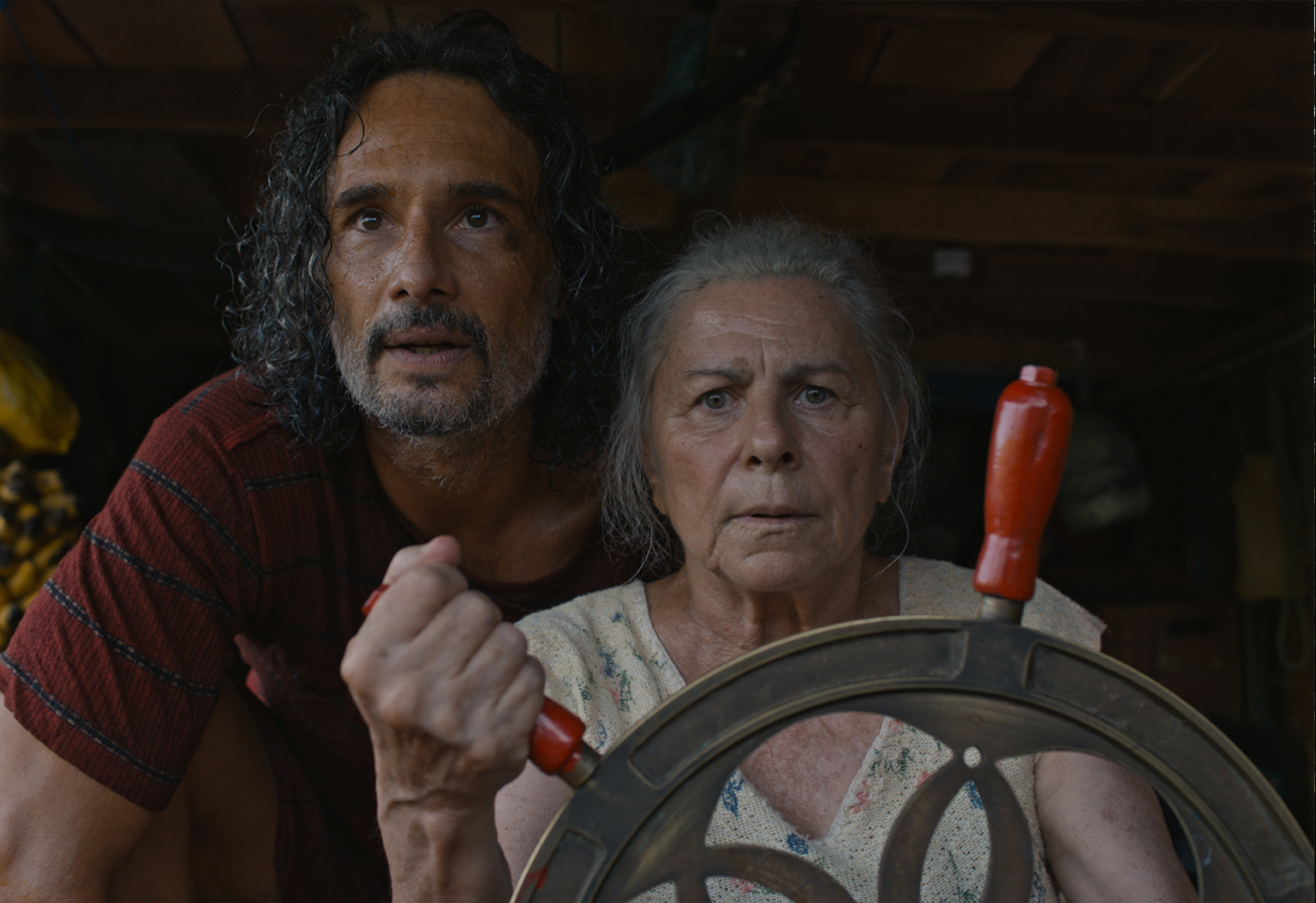THE_BLUE_TRAIL_Still_2©Guillermo_Garza_Desvia